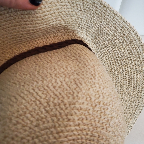 BEACH Style Hat with Brown Braided Detail - Picture 3 of 5